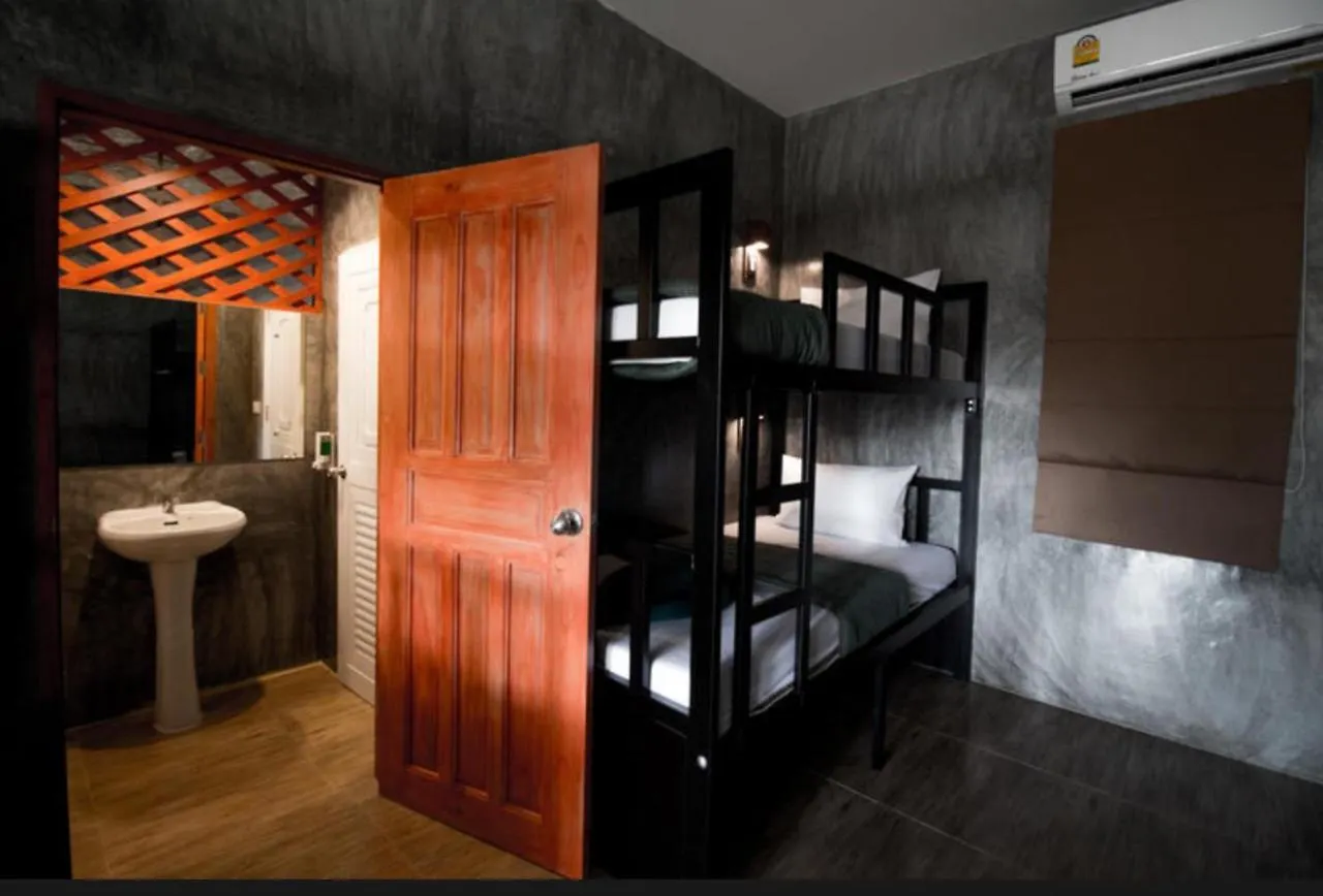 Blanco Hostel Lanta 18 To 35 Ko Lanta Thailand