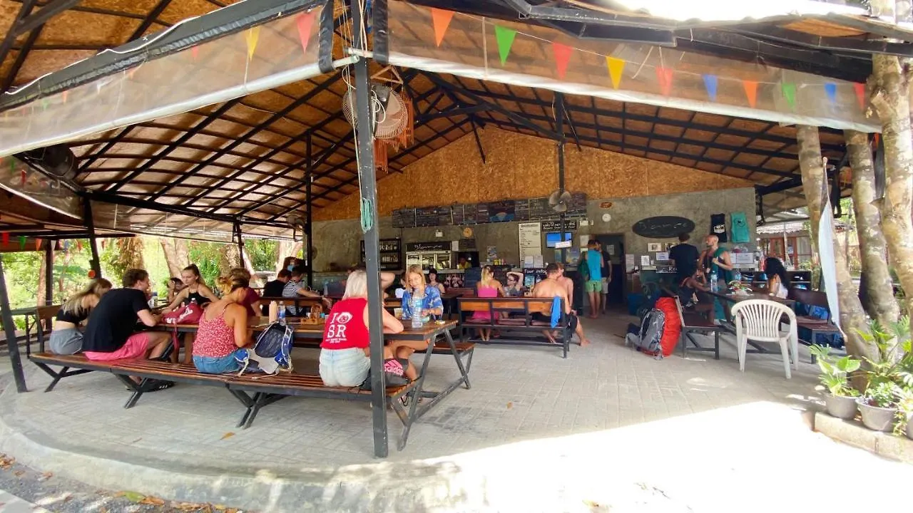 Blanco Hostel Lanta 18 To 35 Ko Lanta